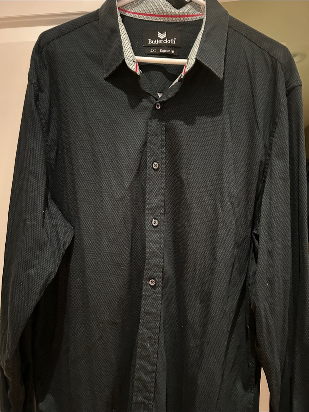 Buttercloth Men's Black Textured Long-Sleeve Dress Shirt